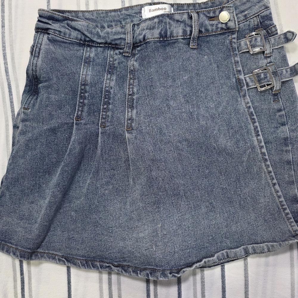 BAMBOO Denim Skirt in Blue